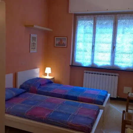 Central Sestri 2 Bedrooms