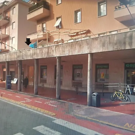 Central Sestri 2 Bedrooms 公寓式酒店 东塞斯特里