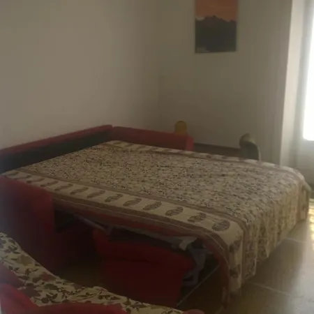 Central Sestri 2 Bedrooms