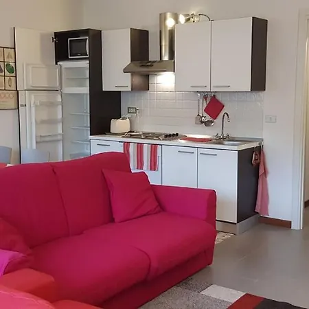 Central Sestri 2 Bedrooms